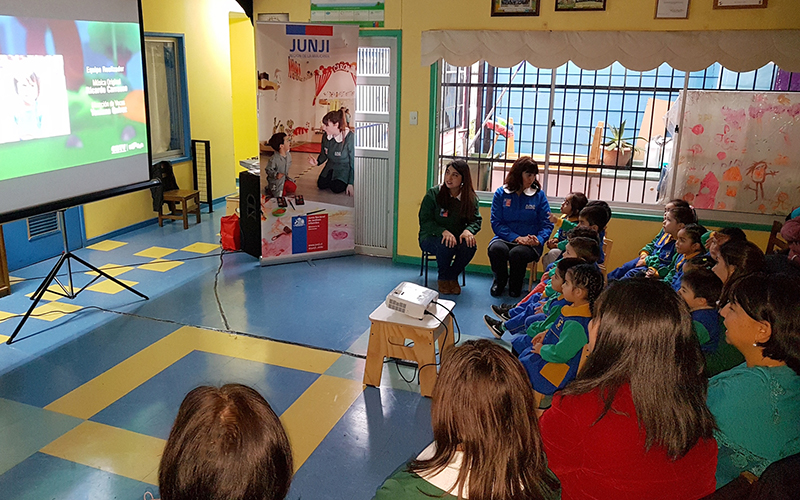 CNTV entrega nuevo material audiovisual educativo a jardines infantiles