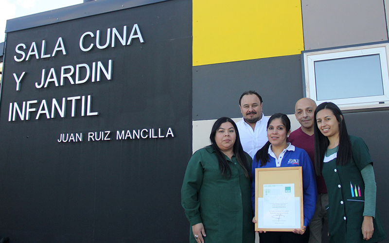 Jardín “Juan Ruiz Mancilla” recibió reconocimiento por su trabajo en seguridad