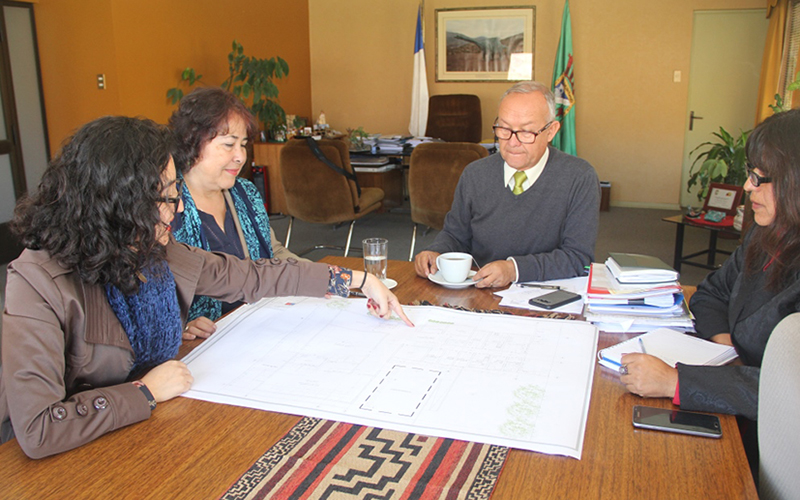 JUNJI y municipio de Río Hurtado proyectan nuevo jardín infantil para la comuna