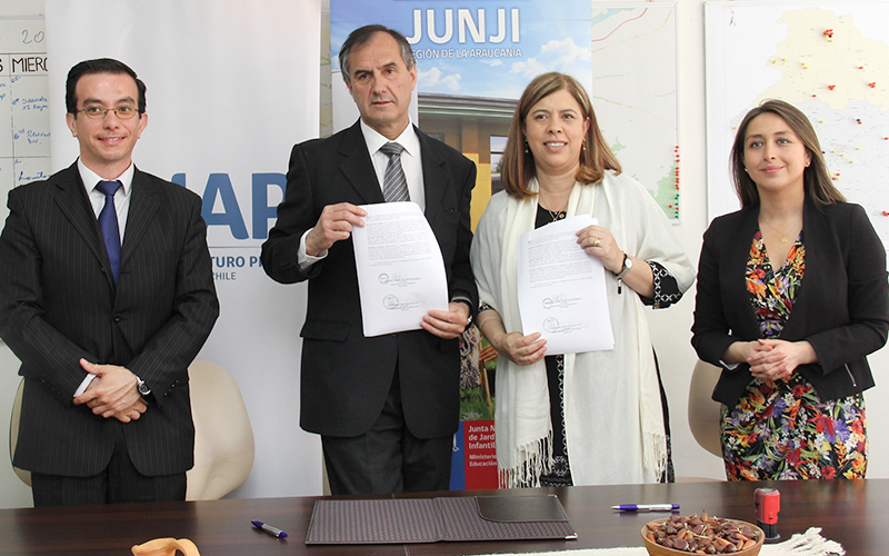 UNAP Sede Victoria firma convenio con la Junji Araucanía
